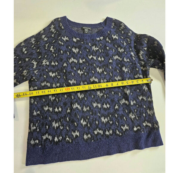 Athleta Sweater Womens 2X Blue Animal Print Merino Extra Fine Wool Long Sleeve - Picture 4 of 7